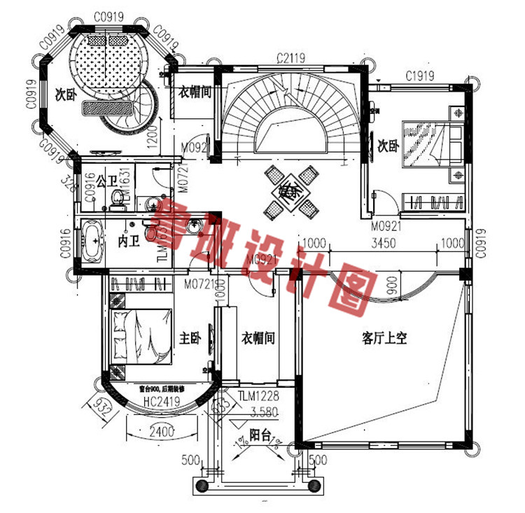 富有高级感的欧式三层别墅设计二层户型图