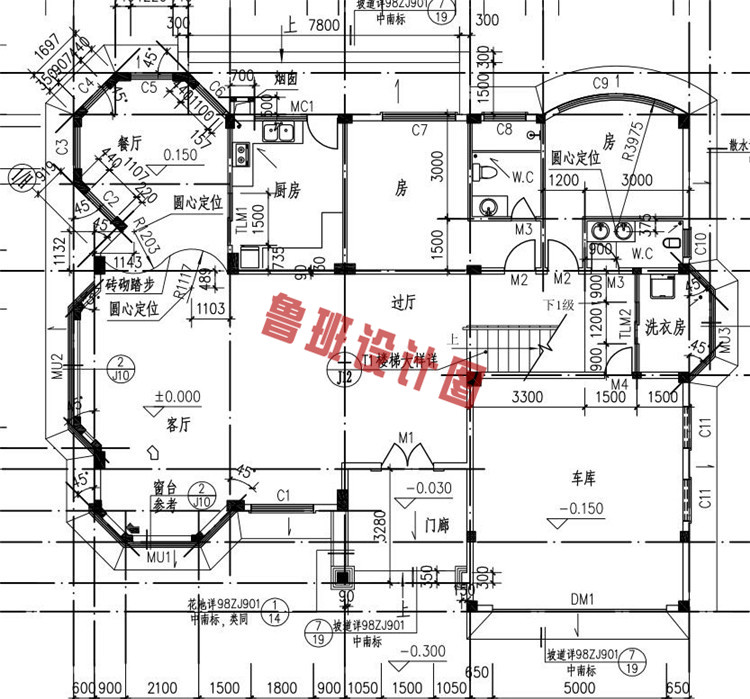 二层带阁楼欧式别墅设计一层户型图