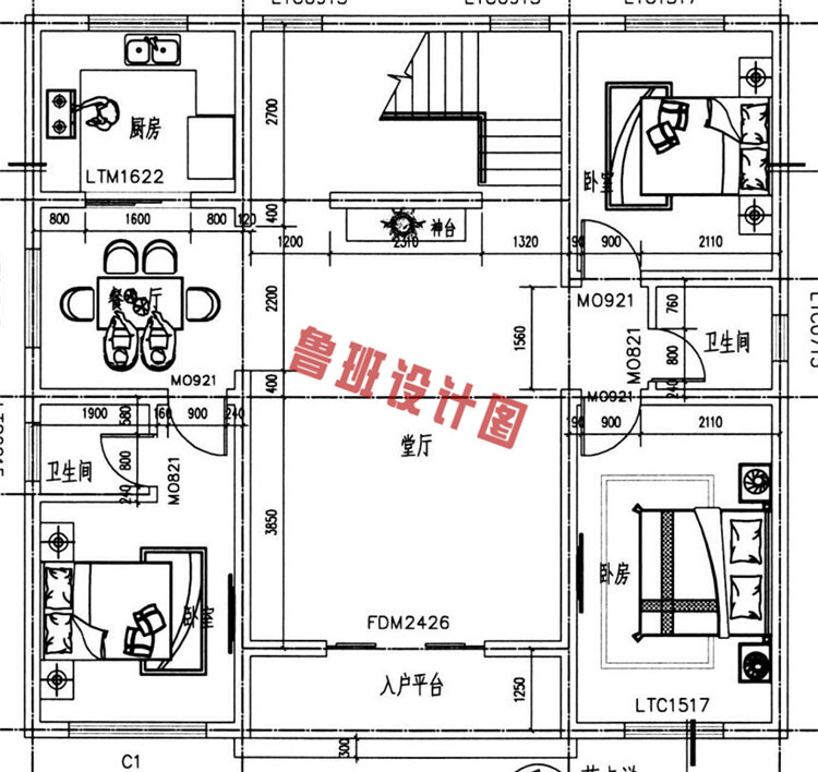 漂亮实用三层别墅自建房设计一层户型图