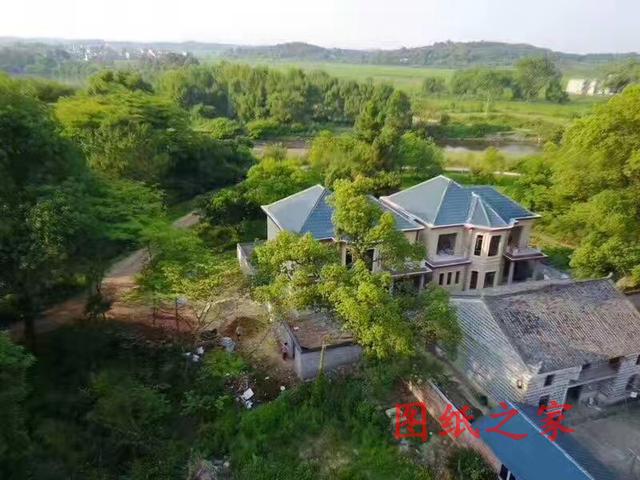 兄弟不仅可以建双拼别墅，还可以这样建！建好全村都拍掌叫好