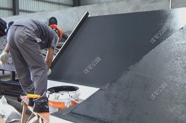 农村自建房，教施工队怎么做合格的坡屋顶，台风下暴雨再也不怕了