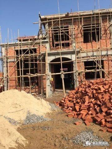 32万建二层复式别墅，湖北小伙全程建房实拍，附造价清单，值吗？