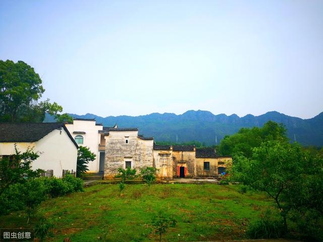 农村自建二层别墅,4室1厅还有棋牌室,父母开心,在外工作也放心