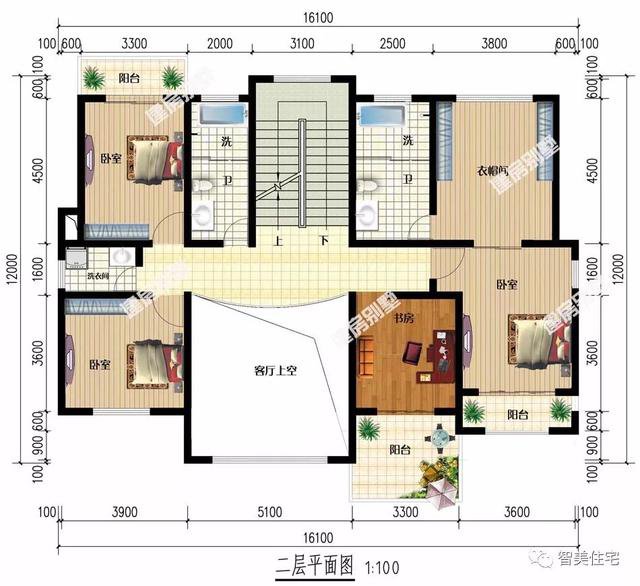 面宽16米多的欧式别墅，客厅挑空设计，建好后村里人都来夸