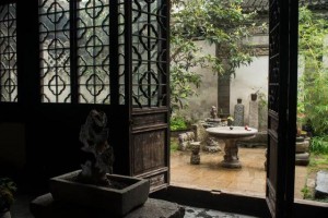 云南农村120平庭院设计实景图，独栋精装修。