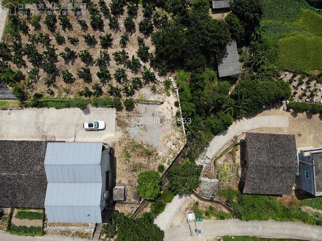 欧式3层/6室1堂屋2厅5卫1储物1茶厅1书房/琴室3阳台1露台