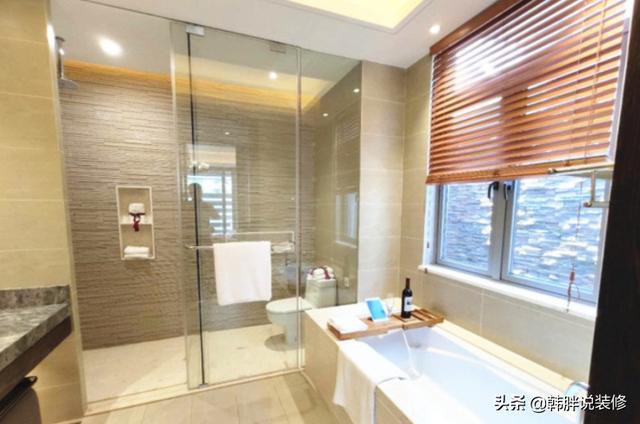 240平米5室3厅4卫独栋别墅，私家院子带泳池，普通人看看就好了