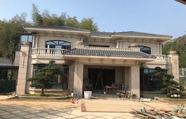 建房就得趁早，不要再犹犹豫豫，12款别墅实景，在农村太火了