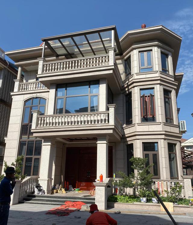 建房就得趁早，不要再犹犹豫豫，12款别墅实景，在农村太火了