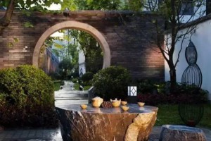 花200万建四合院别墅实景图，古典气息十足。